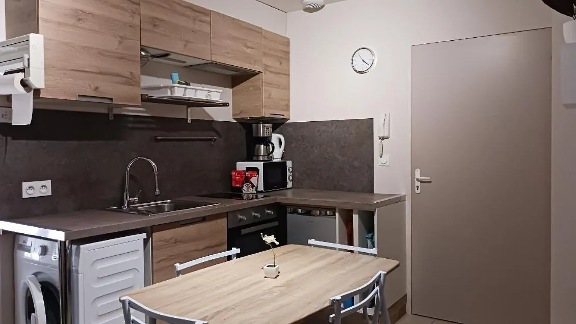 Ferienwohnung T2 Saint Jean Du Bruel Apartment Saint-Jean-du-Bruel